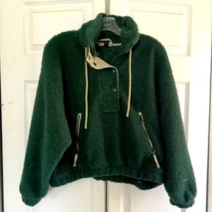 Green cropped Sherpa